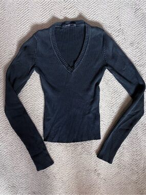 Brandy Melville Sweater
